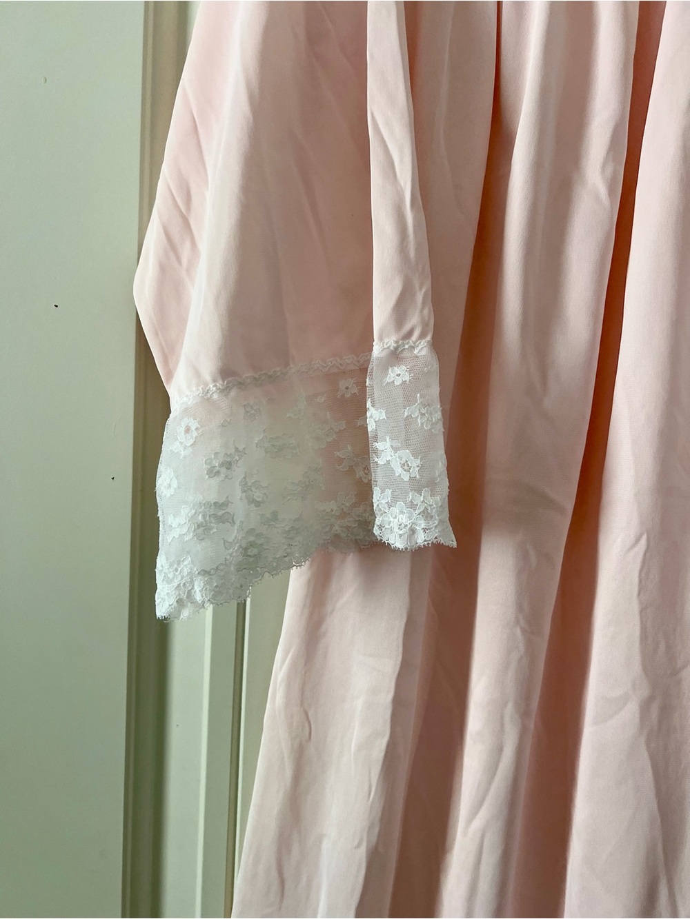 Vintage Lord & Taylor Nightgown Pink & white Stain Sheer white lace trim medium - Picture 4 of 8